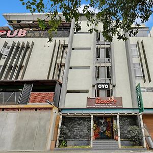 Hotel O Sgr Green Residency